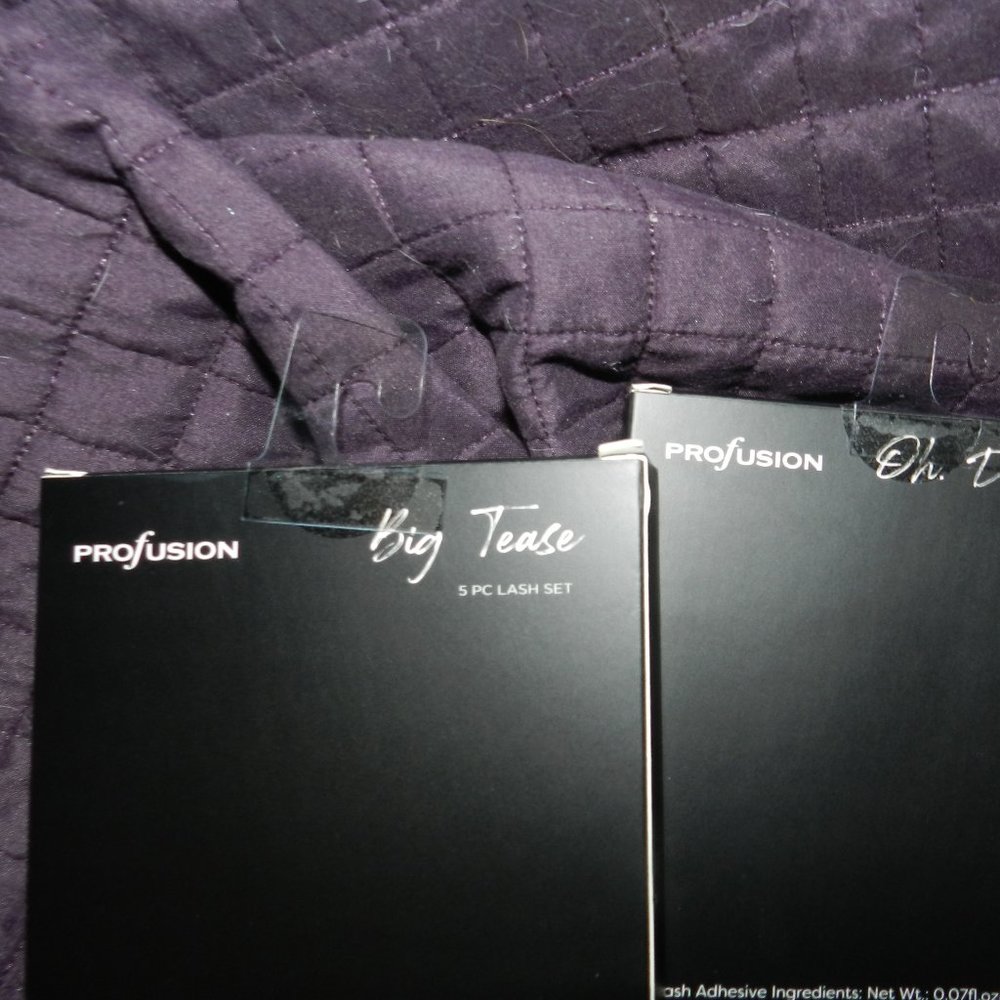 Profusion Big Tease 6 Pc set 5 Eyelash sets & one Adhesive - Black SEALED NEW - Picture 2 of 9